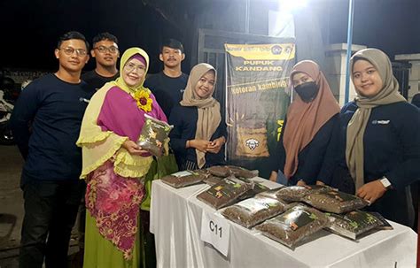 Ikut Program Wirausaha Merdeka Mahasiswa FEB UTP Solo Olah Kambing