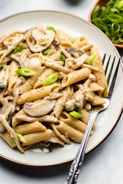 One Pot Creamy Miso Mushroom Pasta Vegan Okonomi Kitchen