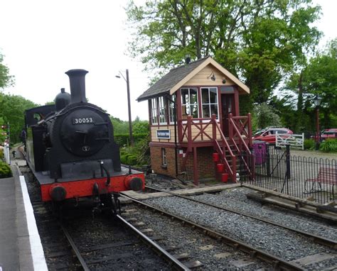 Scene At Tenterden Town Station © Marathon Cc By Sa20 Geograph