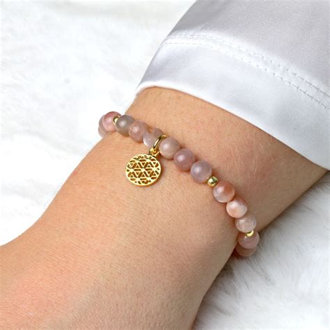 Lebensblume Armband aus Mondstein rosè beige 925 Silber oder vergoldet