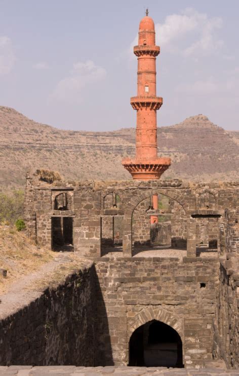 Daulatabad Fort In Aurangabad Timings Address Entry Fee History