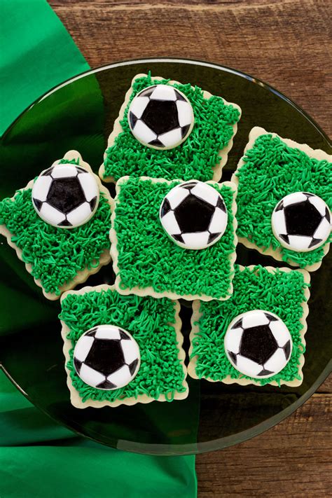 Soccer Cookies Tutorial The Bearfoot Baker