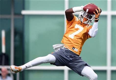 Tennessees Rashaan Gaulden Talks About Flipping Off Crimson Tide Fans