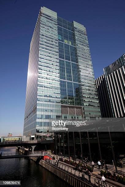 barclays bank headquarters stock  high res pictures