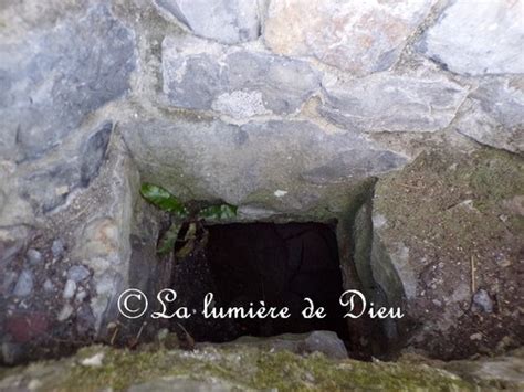 La lumière de Dieu: Maroilles, fontaine Saint Humbert