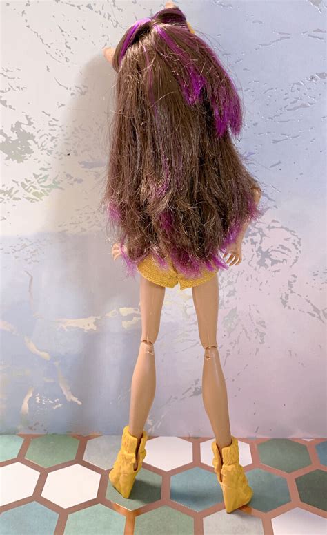 Monster High Boo York Out Of Tombers Clawdeen Wolf Doll Mattel Ebay