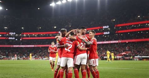 Enzo Fern Ndez Marca Benfica Vence O Varzim E Vai S Quartas De Final