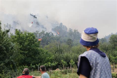 Fotos M S De Incendios Calcinan Miles De Hect Reas Y Obligan A