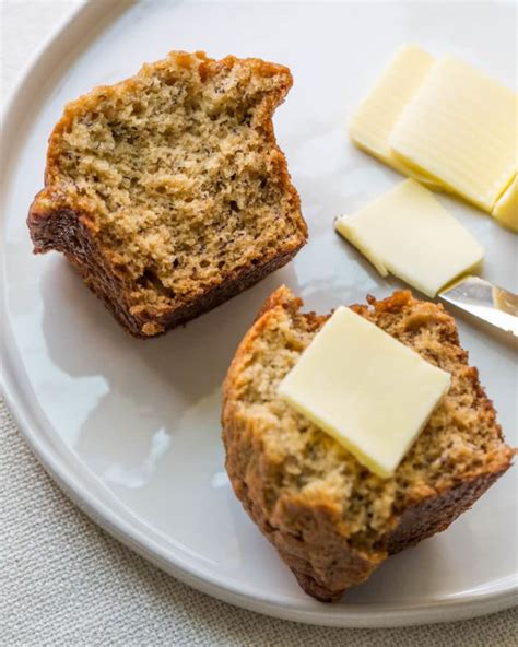 Mini Banana Bread Loaves Recipe — The Mom 100