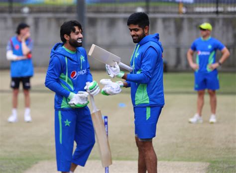 Ind Vs Pak Live Babar Azam And Co Have Extended Fielding Session Under