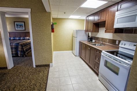 Kitchenette Suite | Marystown Hotel & Convention Centre