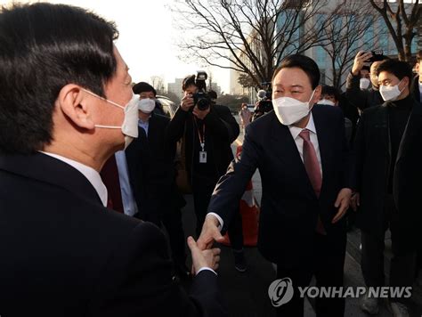 윤석열·안철수 후보 단일화 선언 연합뉴스