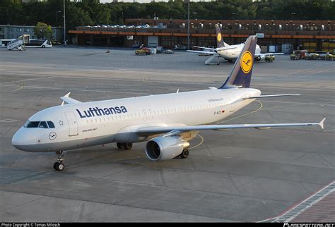 D AIZD Lufthansa Airbus A320 214 Photo By Tomas Milosch ID 250693