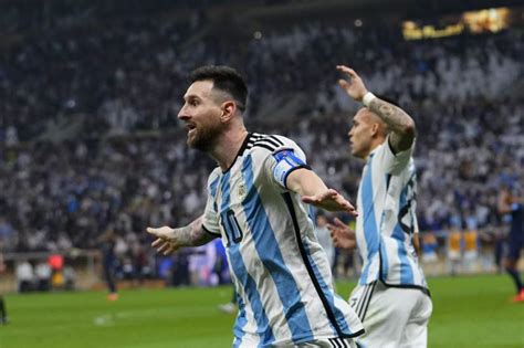 Messi Wins World Cup Argentina Beats France On Penalties The Japan News