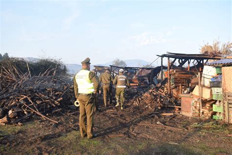 LABOCAR DE CARABINEROS INVESTIGA INCENDIO EN DONDE RESULTÃ FALLECIDA