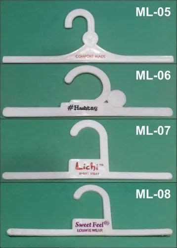 Selec Custom Cloth Plastic Hangers For Garment Packaging Type Packet