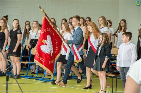 Zako Czenie Roku Szkolnego W Szkole Podstawowej Im Polski