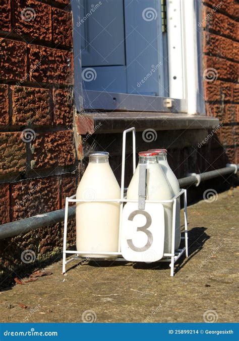 Daily Doorstep Fresh Milk Delivery. Stock Images - Image: 25899214