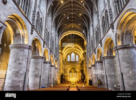 Cathedral interior hereford hi-res stock photography and images - Alamy