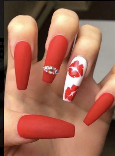 6 Simple Valentines Day Nails