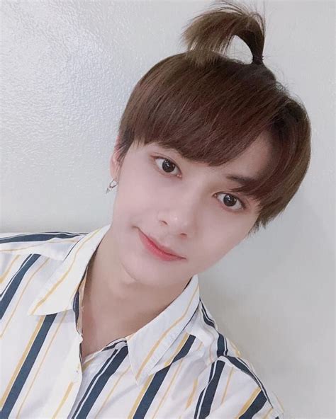 He Looks So Cute Pic Junhui Weibo Update The Owner