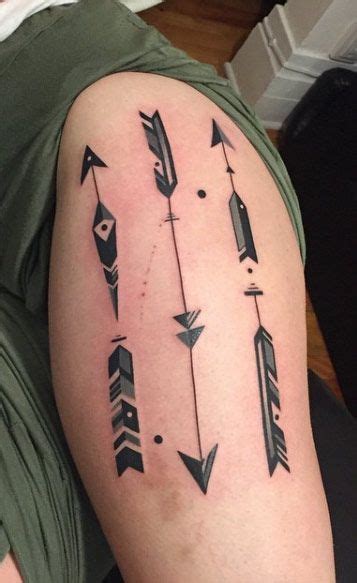 Stunning Arrow Tattoo Designs Meanings Geometric Arrow Tattoo