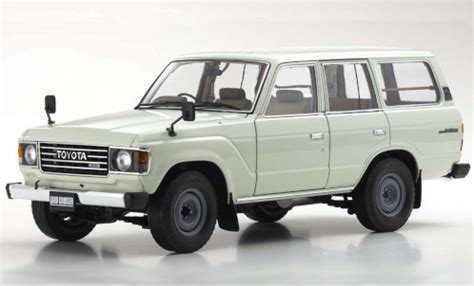 Miniature Toyota Land Cruiser 1 18 Kyosho 60 Blanche RHD Voiture