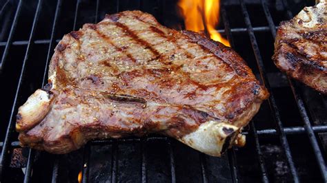 Grilled Steak Cooking Instructions - Beef Recipes - LGCM