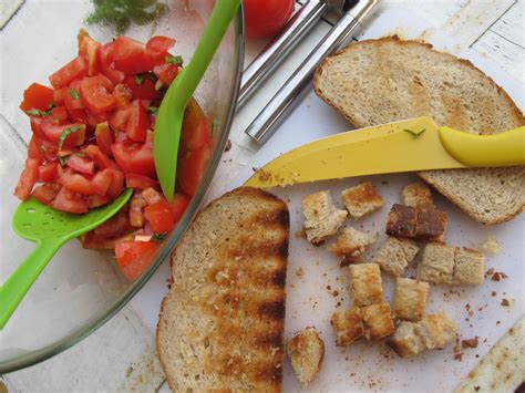 Panzanella Italsk Chlebov Sal T Bohyn Kuchyn