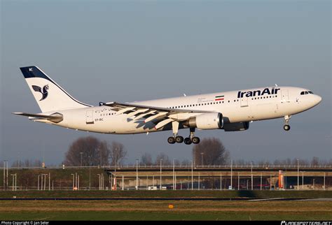 EP IBC Iran Air Airbus A300B4 605R Photo By Jan Seler ID 568089