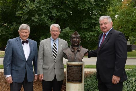 Af Remembers Pioneer Of Dod Transportation 15th Wing Article Display