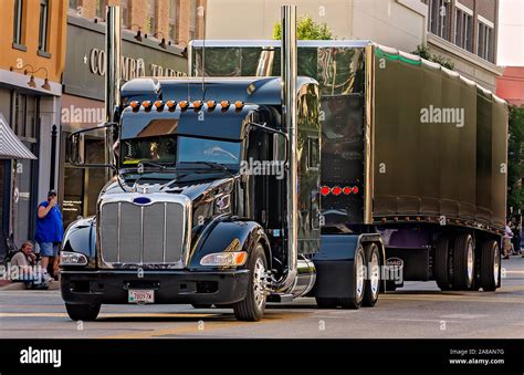 Custom Peterbilt 386