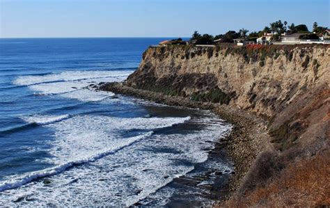 Lunada Bay Beach in Palos Verdes Estates, CA - California Beaches