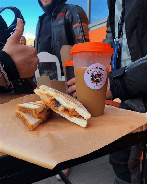 Logo moto coffee shop | логотип мото кофейни :: Behance