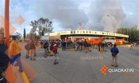 Se manifestaron obreros de refinería Miguel Hidalgo