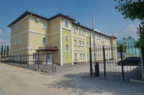HOTEL TRAVELER - Reviews, Photos