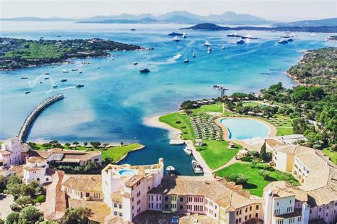 🌟⛵️ Spend your new year's resolutions sailing through Sardinia ...