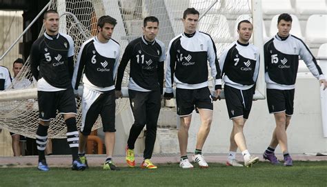 La vuelta olímpica » Archivo » Quién es el enemigo