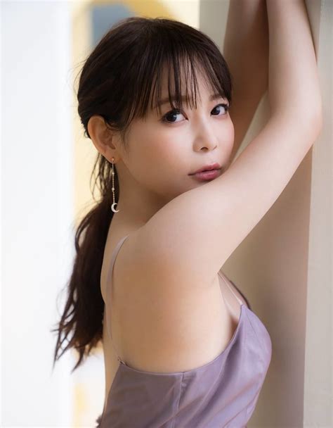 中川翔子、10年ぶり写真集で大人ランジェリーand王道ビキニ「今まで以上に」 マイナビニュース