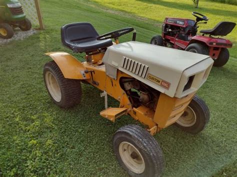 Sears Custom 10 Xl Garden Tractor No Attachments Runs Great 400