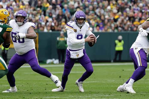 Kirk Cousins’ Achilles injury leaves Vikings teammates emotional despite win over Packers - The ...