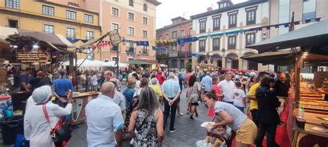 El mercado medieval llega al casco histórico de Avilés