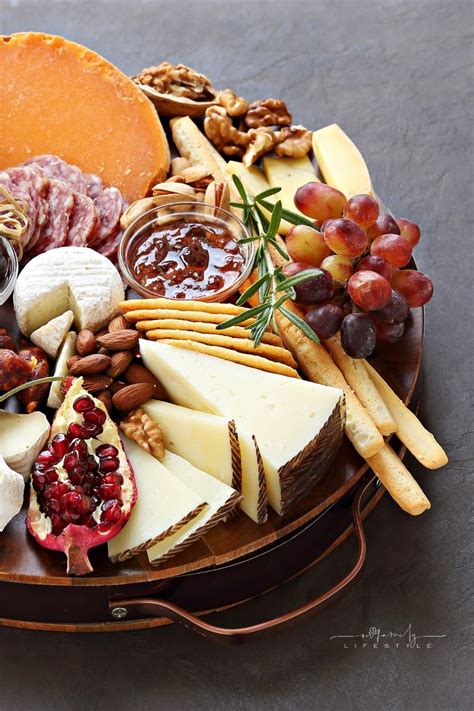 Easy Thanksgiving Appetizers To Wow Your Guests