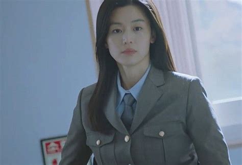 My Sassy Girl Star Jun Ji Hyun Returns With Iconic Looks In New Hit Jirisan