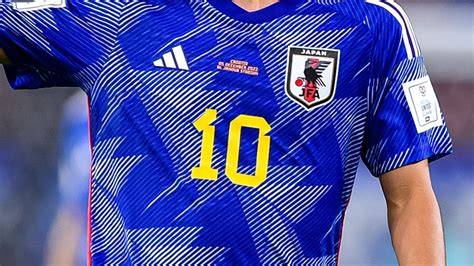 日本代表、カタールw杯後初戦の背番号を発表！注目の「10番」は欠番に ｜qoly サッカーニュース