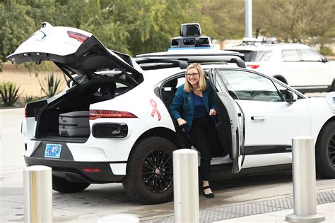 Phoenix Sky Harbor Becomes First Airport In The World To Offer Waymo