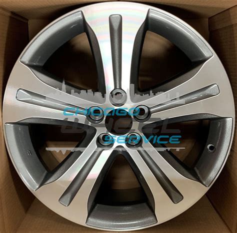 Chicago Wheel Service X Toyota Highlander Machined Charcoal Wheel