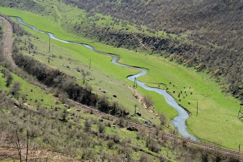 Descoper Locuri Deosebit De Frumoase Din Moldova Descopera Md