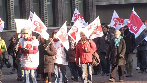 Warnstreik Der Gewerkschaften Gdp Und Gew In Bremen Lehrer Und