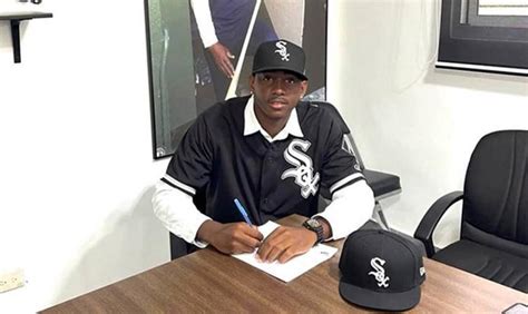 Lanzador Cubano Josimar Cous N Firma Con Los Chicago White Sox